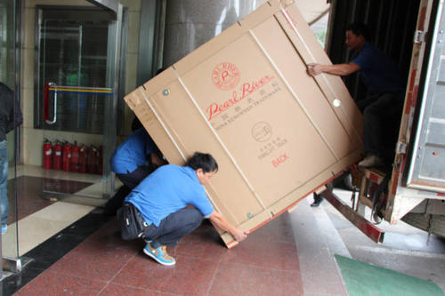 可克达拉钢琴贵重工艺品无忧运